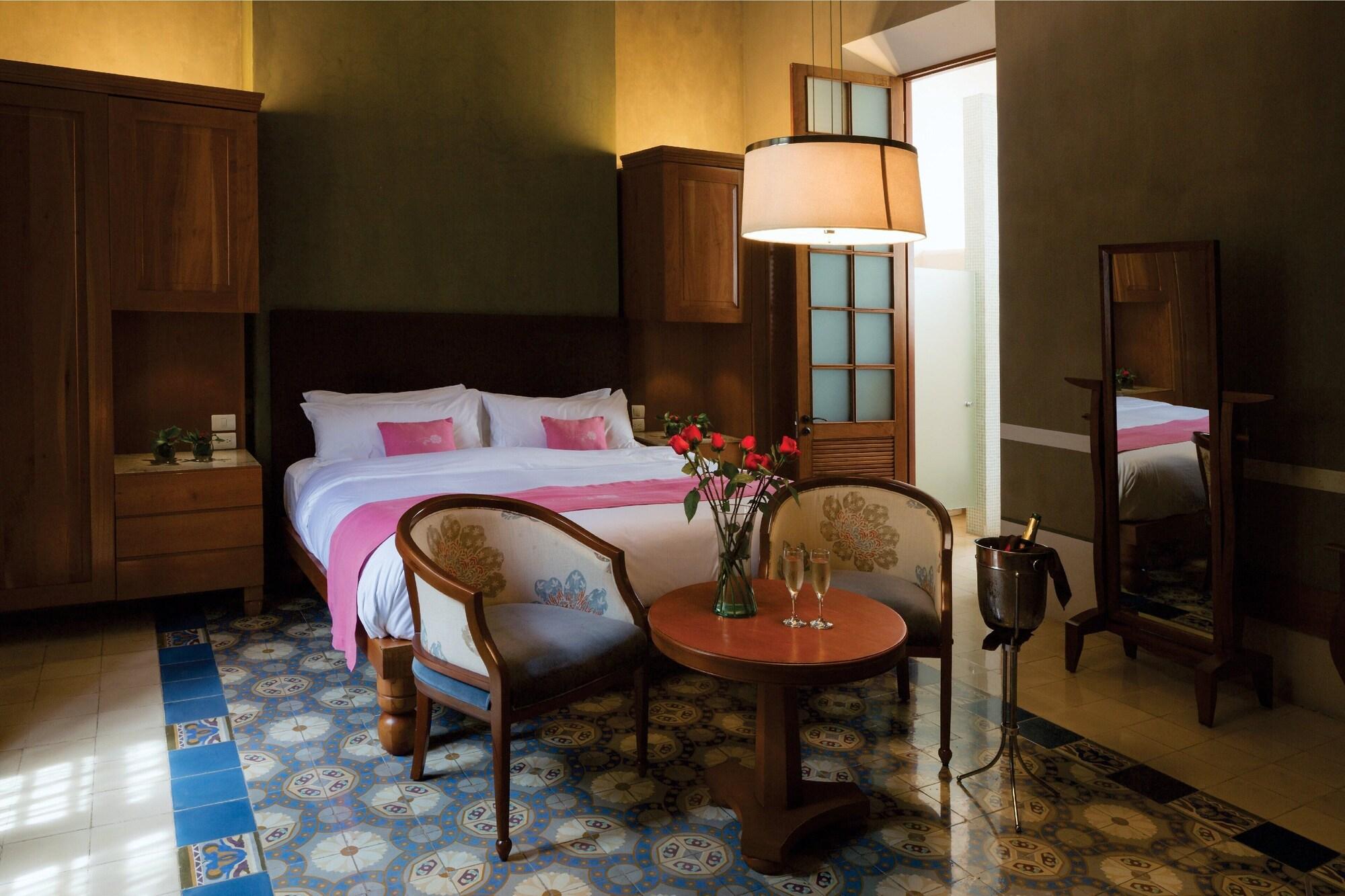 Rosas & Xocolate Boutique Hotel And Spa Merida, A Member Of Design Hotels ภายนอก รูปภาพ