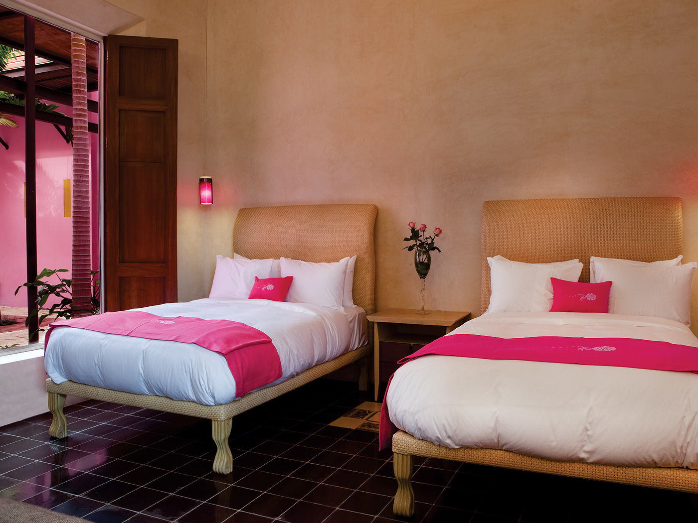 Rosas & Xocolate Boutique Hotel And Spa Merida, A Member Of Design Hotels ภายนอก รูปภาพ